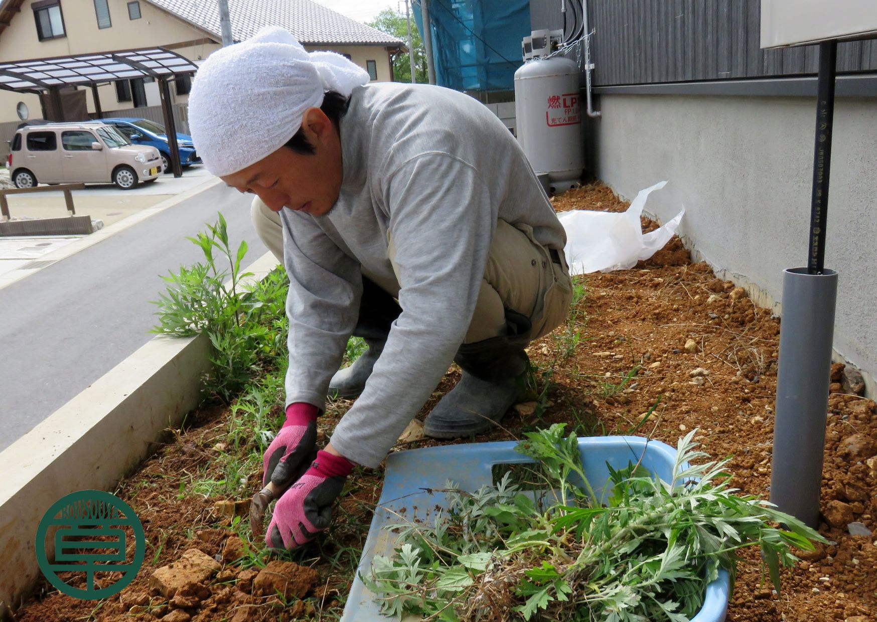 広範囲の草刈り・除草を防草対策に切替しませんか？手間もコストも先を見込んで…｜岐阜防草屋｜